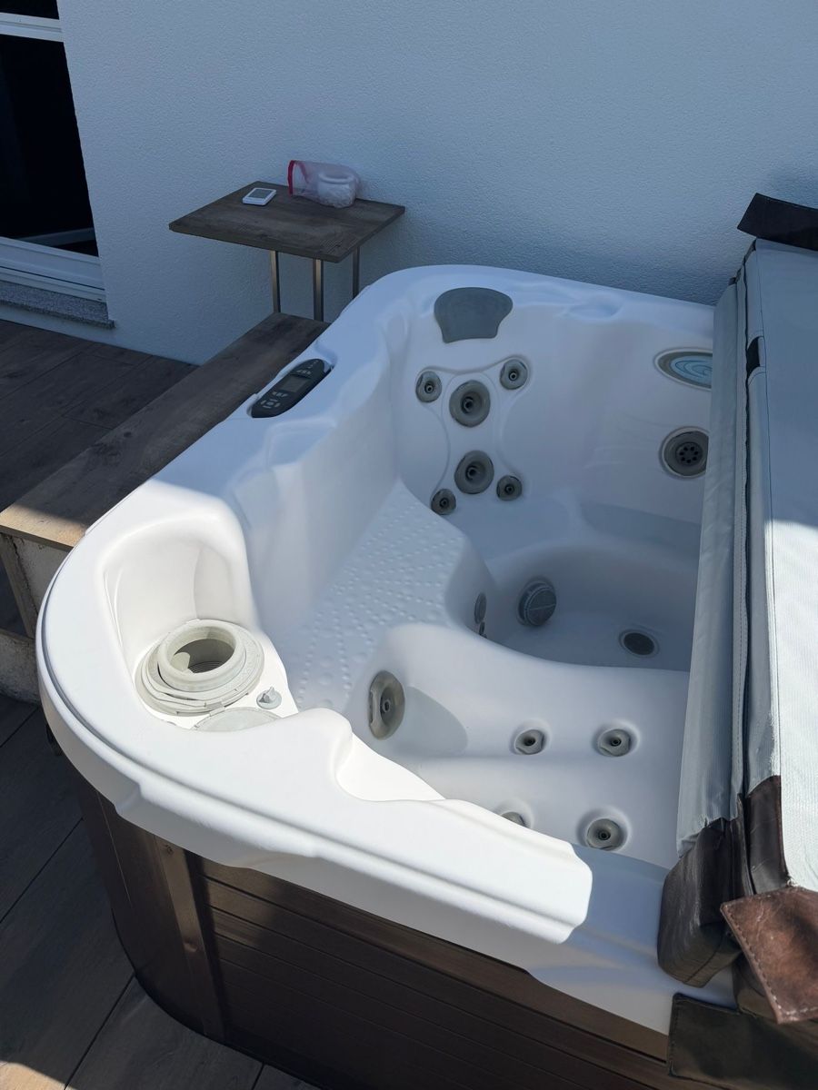 Bains à remous: Whirlpool Dimension One Spas - D1, AURORA  – Défectueux à Neuendorf par MartCano 2