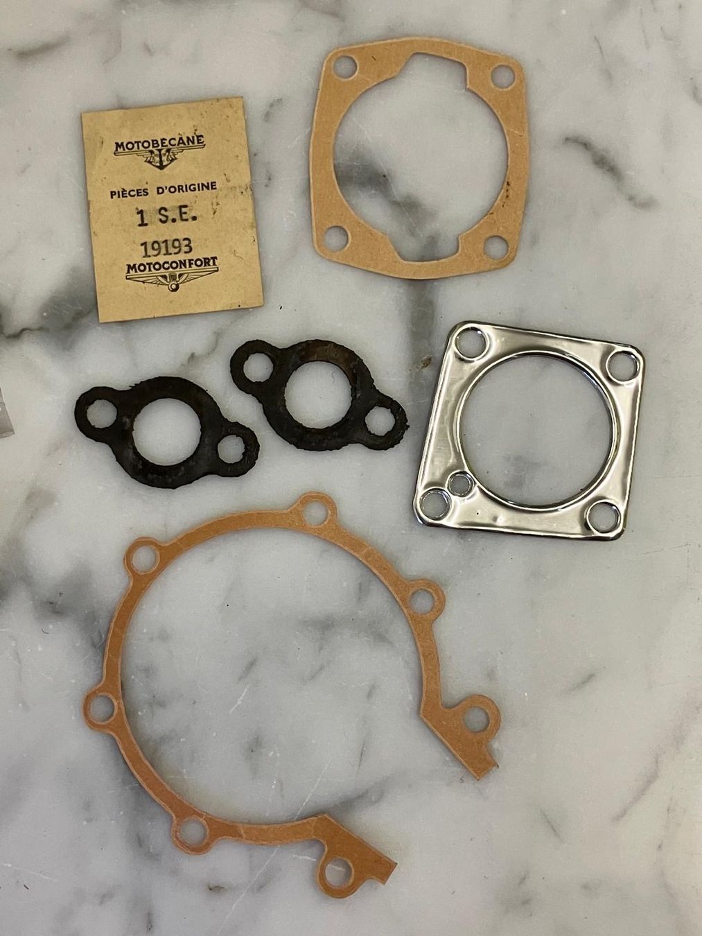 Pièces pour mobylette: Motobecane, Motoconfort, Cady, Originalteile – D'occasion à Regensdorf par 7ws8 2