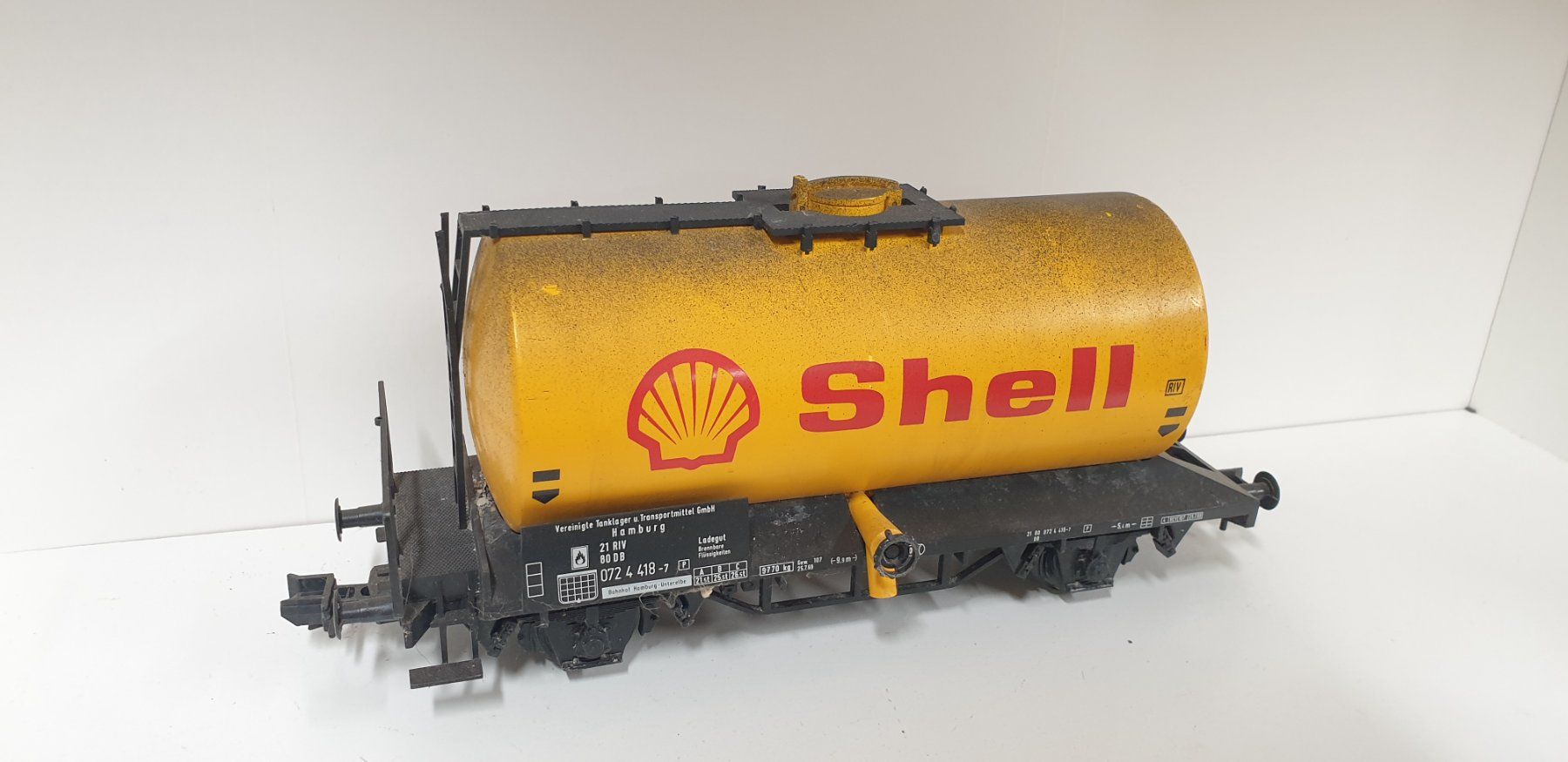 LGB Modellini di ferrovie: LGB Shell Tankwagen  Spur G – Usato da Neuenhof venduto da ludovicco 3
