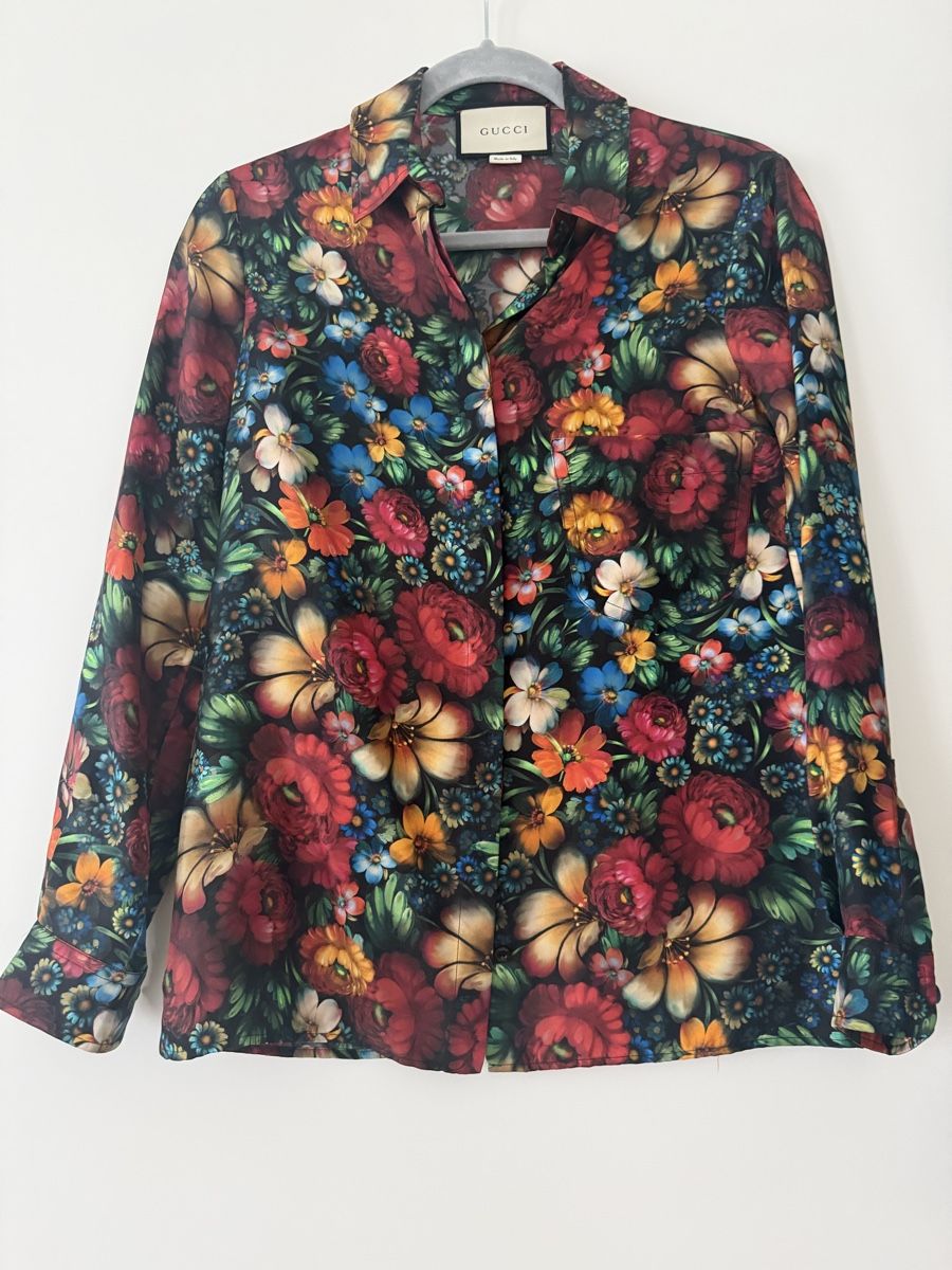 Gucci Chemisiers: Gucci Seidenbluse – D'occasion à Zürich par Sessome