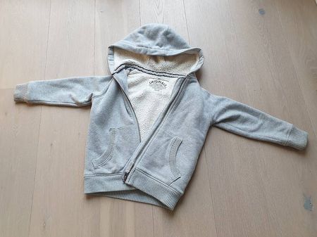 Gefütterter Hoody mit Reissverschluss, Grösse 5 - 6 Jahre