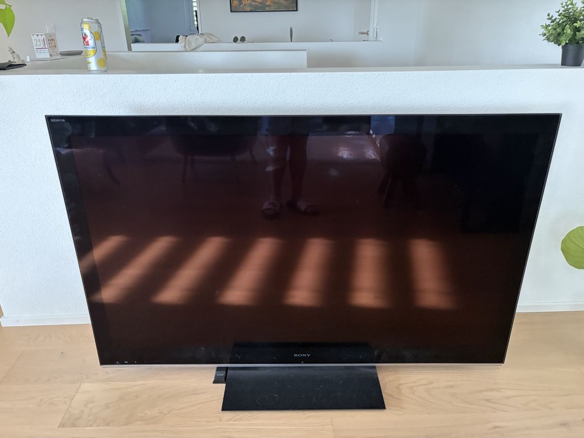 Sony Televisori: Sony Full HD TV KDL-60LX900 – Usato da Zumikon venduto da Simoes93