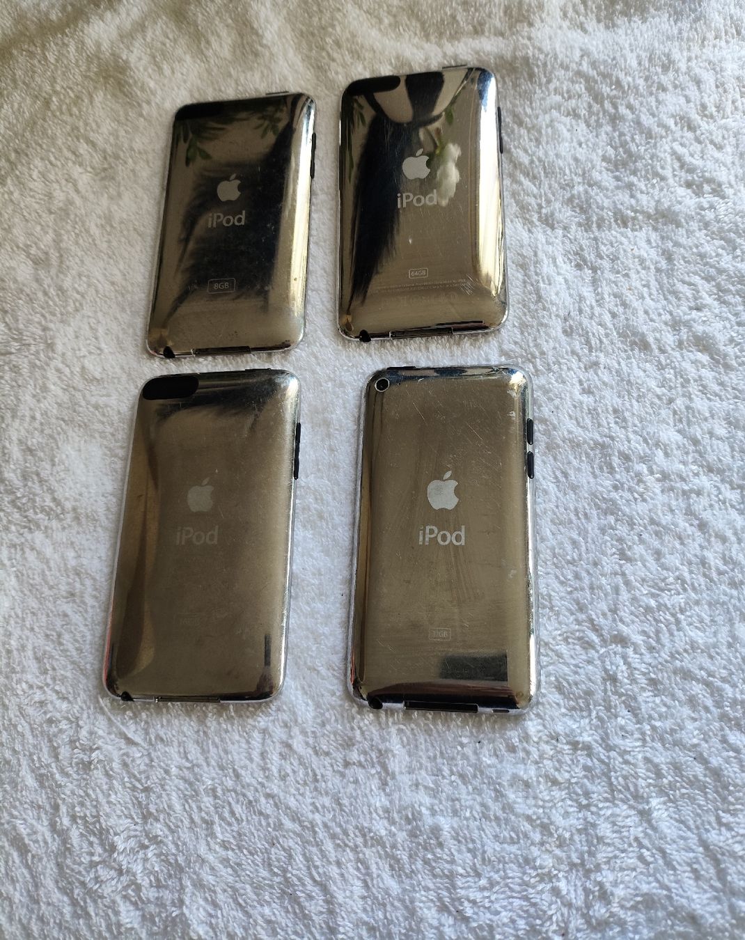 Apple Lettore multimediale portatile: iPod Touch 4 Stück ( defekt) – Difettoso da Zollikofen venduto da zar_j67f 2