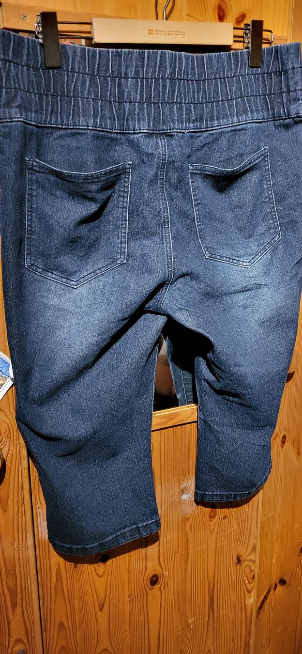 Jeans: Damenjeans kurz gr. 46 – Usato da Schweizersholz venduto da fuchs06 1