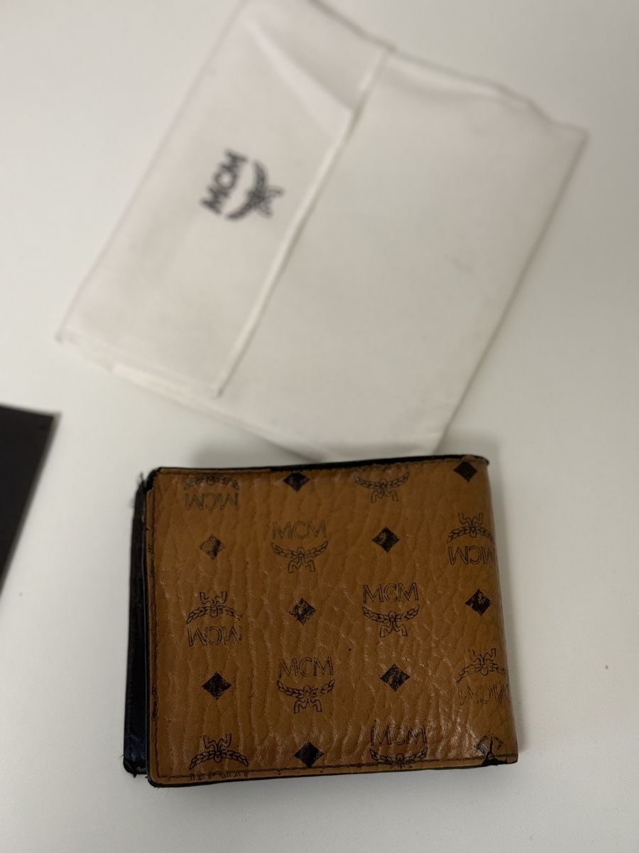 Mcm Portafogli: MCM - Portemonnaie – Usato da Rüfenacht BE venduto da val_2fyv 3