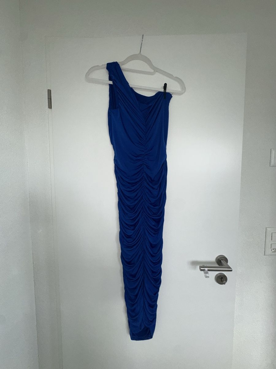 Shein Robes: Shein Kleid blau – D'occasion à Pratteln par sia_uk27 3