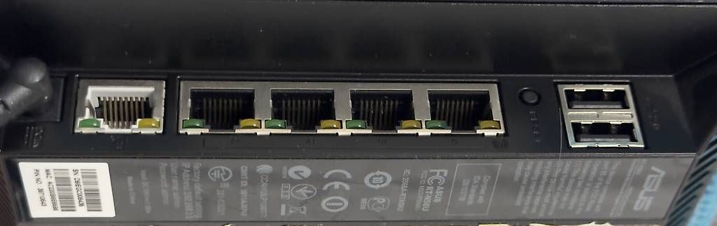 Modems & Router: ASUS wireless router RT-N56U Dual Band – Gebraucht aus Niederbipp von Bazhkim 3
