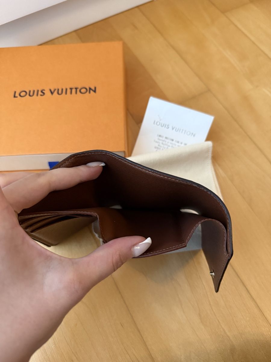 Louis Vuitton Portamonete: Louis Vuitton Victorine Wallet – Nuovo (secondo la descrizione) da Landquart venduto da Fisch0004 4