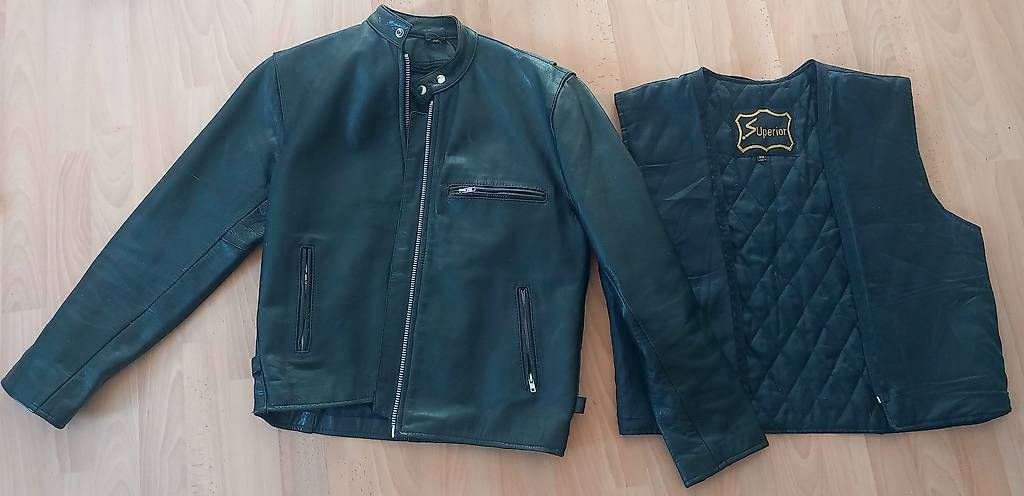 Giacche: Schwarze Lederjacke in gutem Zustand – Usato da Müntschemier venduto da ann_xqt7