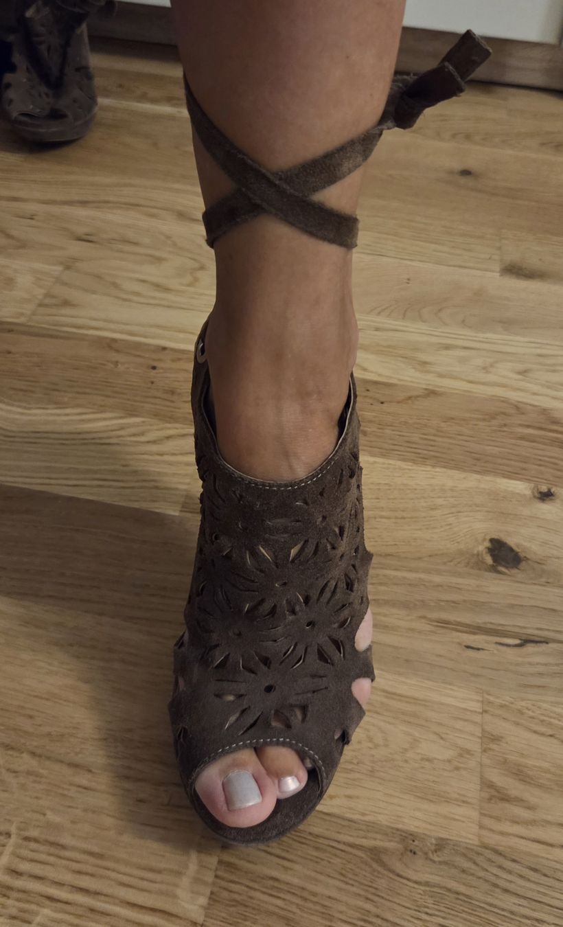Chaussures femmes: Pumps Packet Damenschuhe  – D'occasion à Zug par opo_cy5d 5