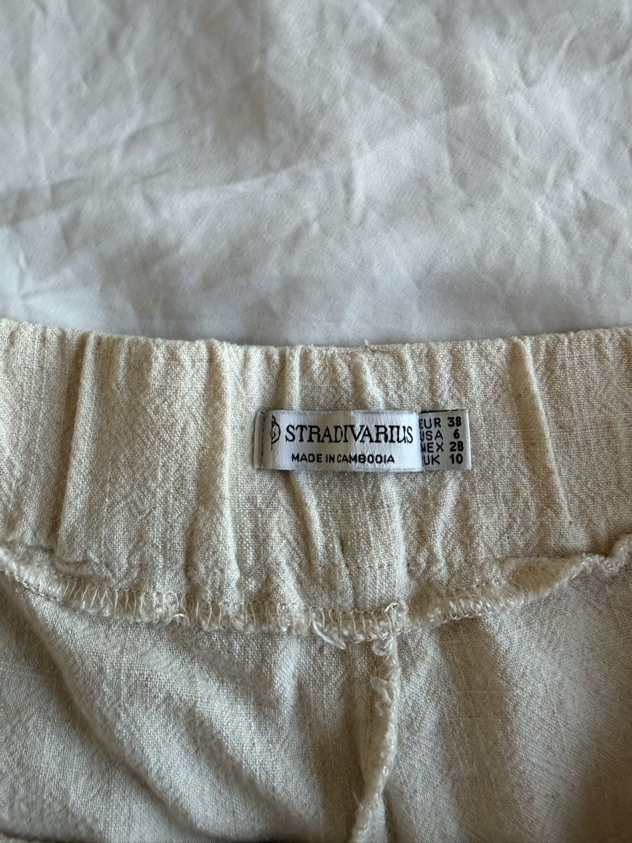 Stradivarius Hosen: Kurze Hose Stradivarius beige Grösse 38 – Gebraucht aus Winterthur von saram26 2