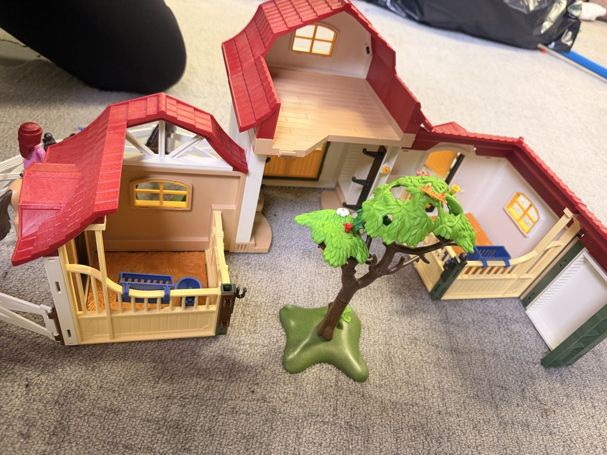 Playmobil Giocattoli: Playmobil Reitstall – Usato da Zollbrück venduto da Kabir84 3