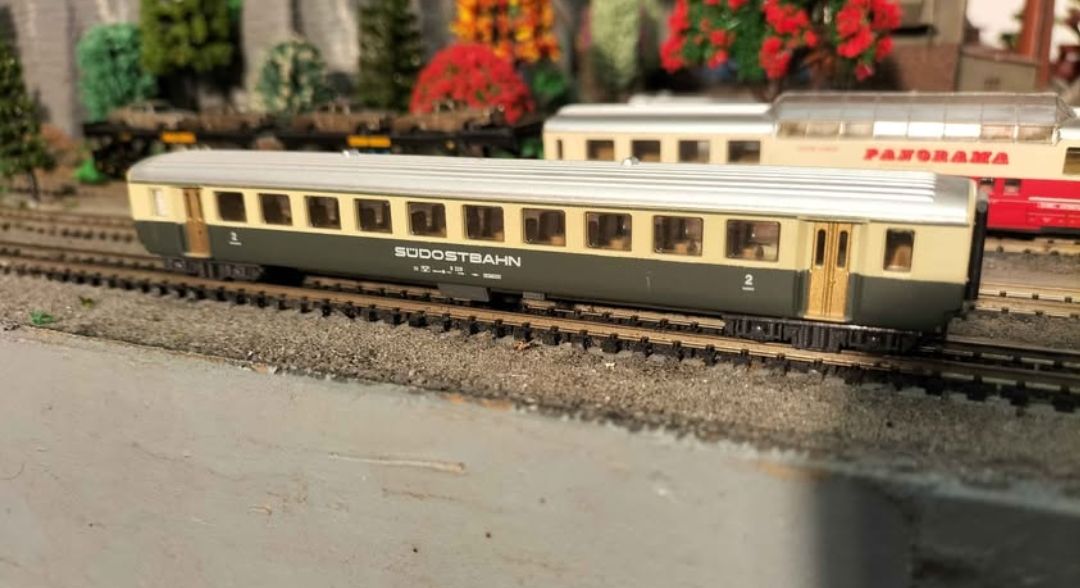 Lima Modellini di ferrovie: Südostbahn Personen Wage  – Usato da Ebikon venduto da val_w5jm 3