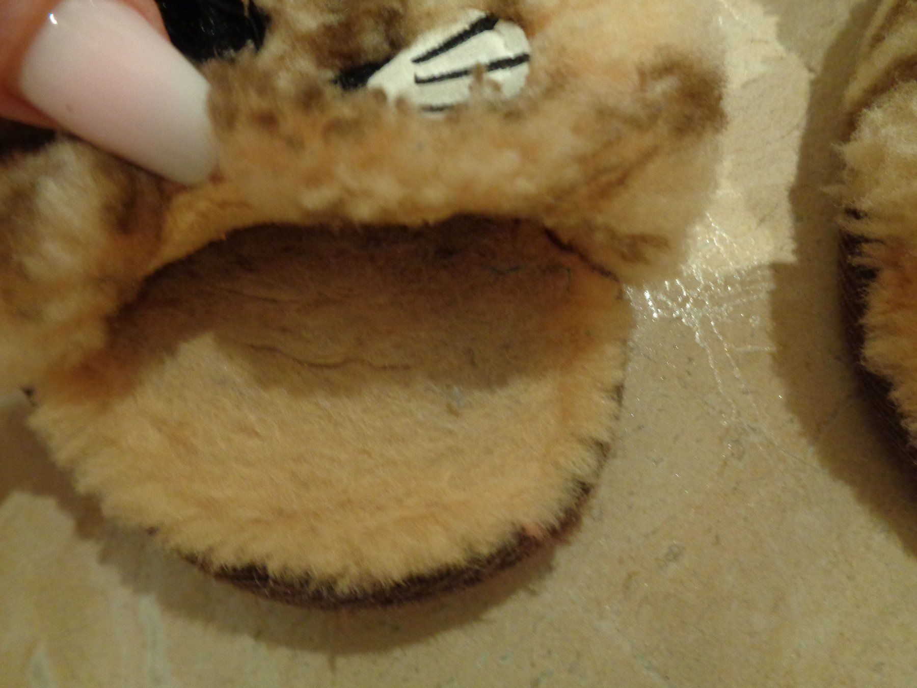 Ugg Scarpe per ragazze: UGG süsse Finken, 27.5 – Usato da Klingnau venduto da Markus14 1