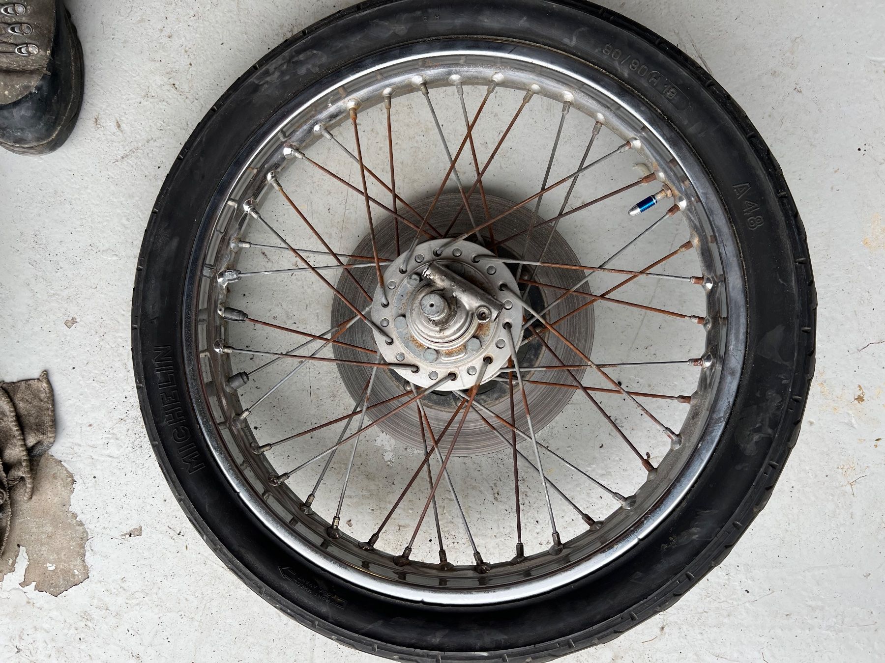Honda Pneus & Kompletträder: Honda CB Rad – Gebraucht aus Mühlau von urb_5x9h 2
