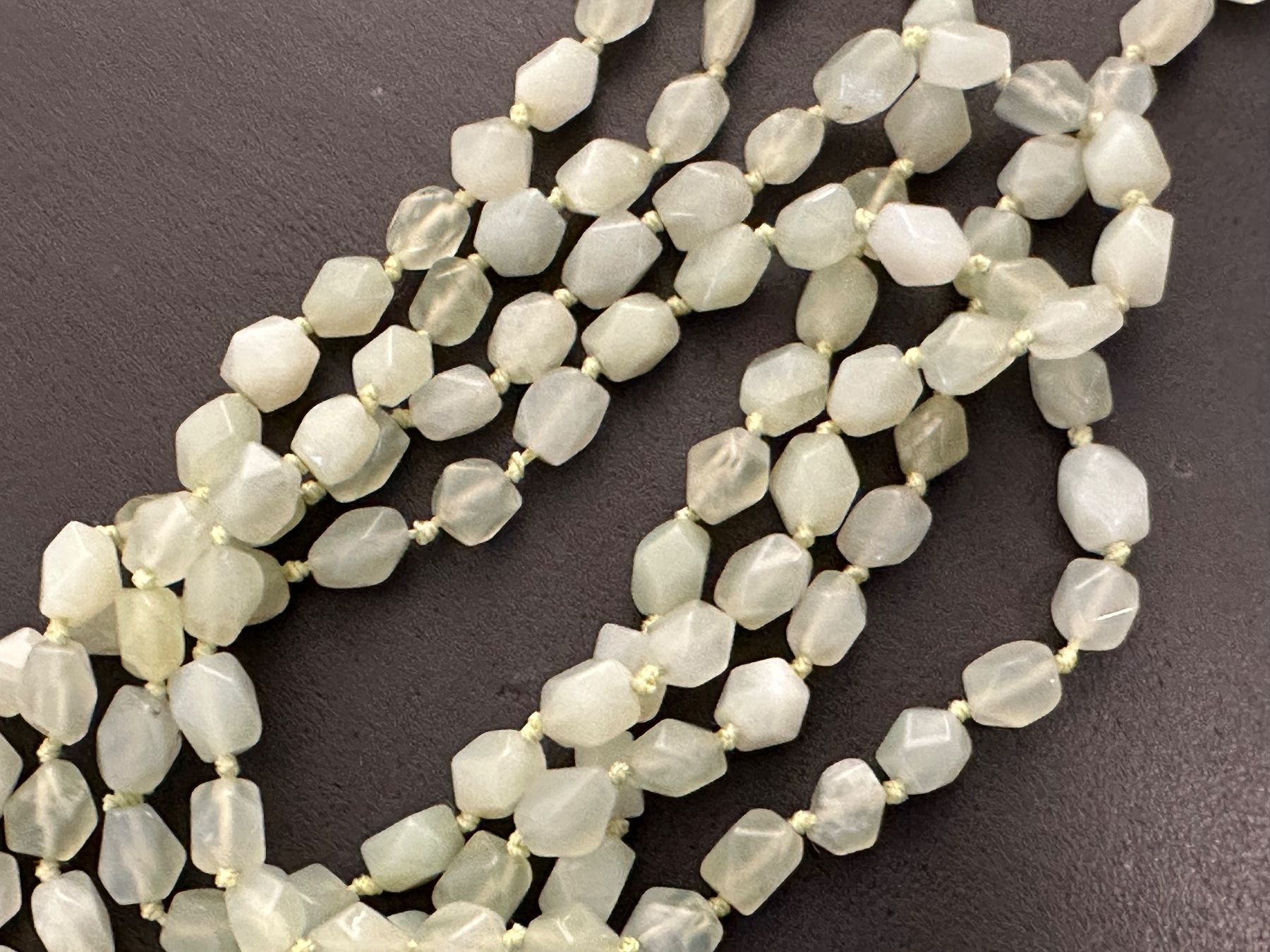 Catenine: Wunderschöne Jade Kette, hellgrün, Sommer Accessoire! – Usato da Hochwald venduto da M-M-S 5