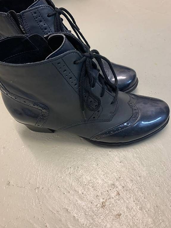 Damenschuhe: Damen Schuh Gr 37  – Gebraucht aus Gränichen von Robei 1