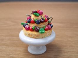 Beerentorte auf Keramik Tortenplatte, Handgemacht, Maileg