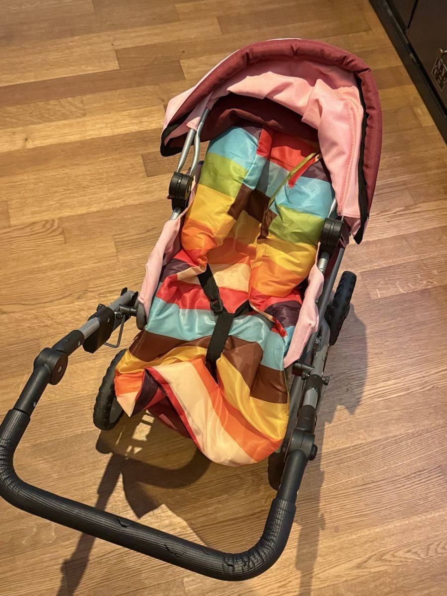 Puppenwagen: Puppenkinderwagen mit Regenbogen-Einsatz – Gebraucht aus Andelfingen von maisens 2