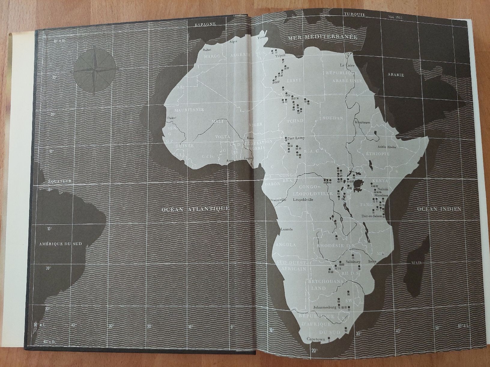 Bücher: Afrique - désert steppe forêt vierge – Gebraucht aus Yverdon-les-Bains von pri_x6j6 2