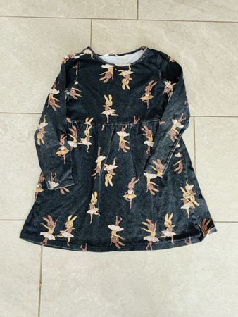 H&M Kleid mit Hasenmotiv schwarz Grösse 122/128