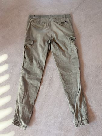 Cargo Hose Jack & Jones Slim Marco grün gebrauchter Zustand