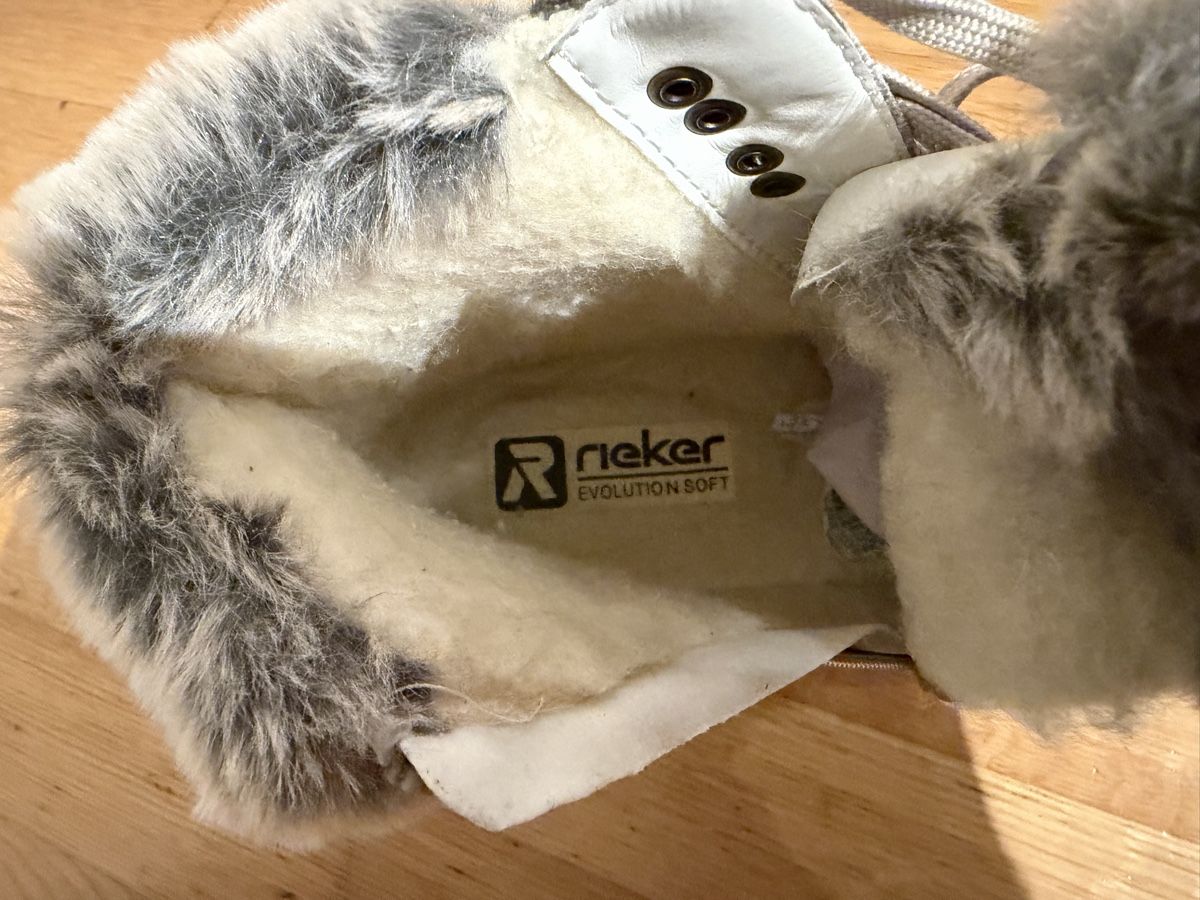 Rieker Damenschuhe: Rieker Evolution Soft Winterstiefel weiss Grösse 40 neu – Neu und originalverpackt aus Bettlach von Tradenet100 4