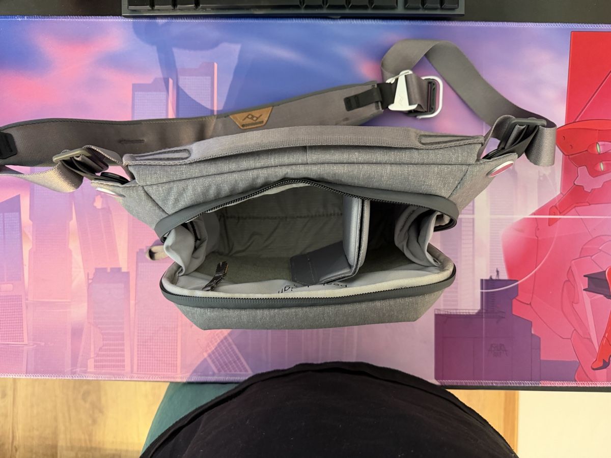 Borse: Peak Design Everyday Sling 3L v2 Kameratasche – Usato da Pontresina venduto da CardcatcherEmporium 3
