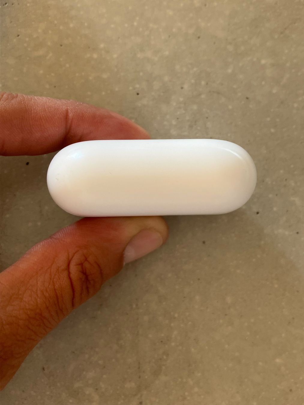 Apple Cuffie: APPLE AIRPODS PRO 2 Case – Usato da Lausanne venduto da mr.v 5