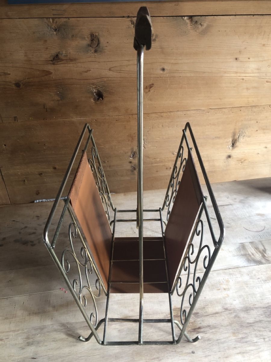 Altro per la casa: Zeitungsständer Retro – Usato da Matten(St.Stephan) venduto da ren_r8tw 5