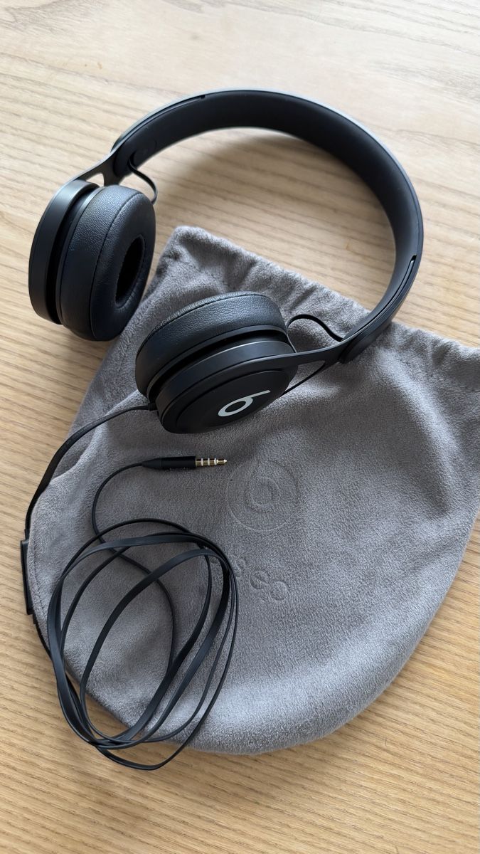 Beats Casques audio: Casque Beats EP jack – D'occasion à Châtel-Montsalvens par lis_8dd6