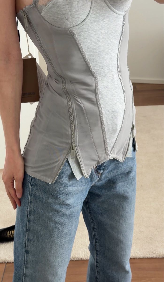 Burberry Top: Burberry corset – Nuovo e nell'imballaggio originale da Paradiso venduto da viorea 4