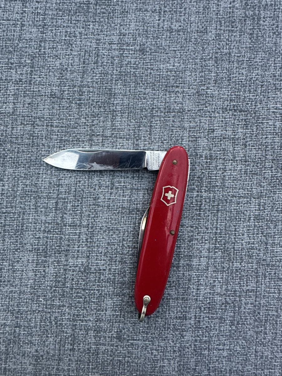Victorinox Coltelli tascabile: Taschenmesser rot Victorinox – Usato da Henggart venduto da eli_8plt 1