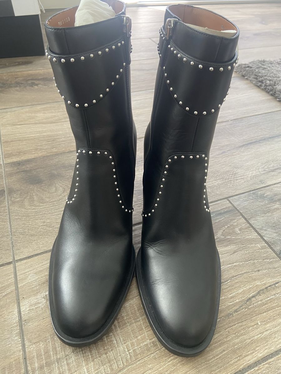 Scarpe da donna: GIVENCHY "Elegant Ankle Boot" Leder-Stiefeletten Gr. 41 – Nuovo (secondo la descrizione) da Männedorf venduto da Pauc02 3