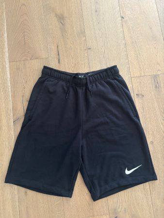 Nike Dri-Fit Shorts Schwarz