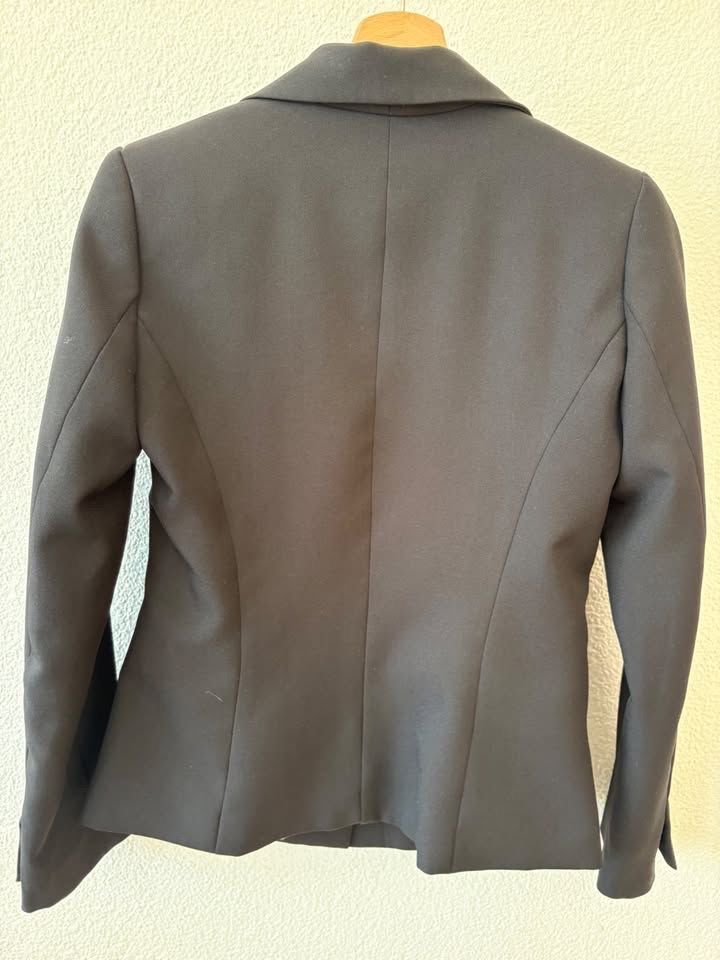 Vestes: Schwarzer Blazer – D'occasion à Männedorf par cht_th 2