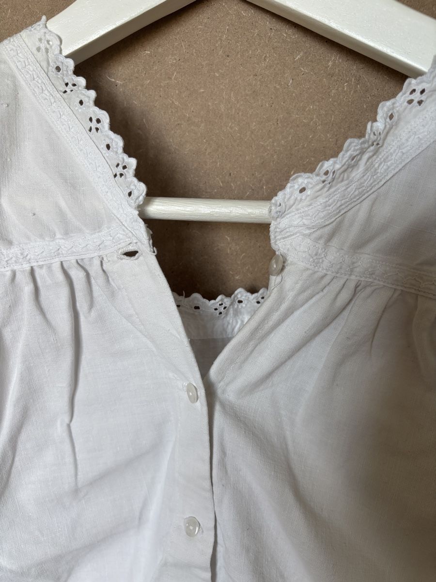 Top: Top antique en Lin coton XS – Usato da St-Saphorin-Lavaux venduto da selb94 1