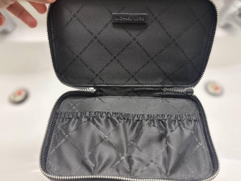 Custodie per cosmetici: beauty case michael kors – Usato da Adlikon B. Regensdorf venduto da sar_g6kn 2