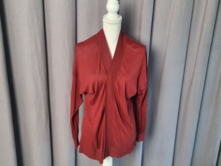 Leichte Strickjacke in dunkelrot