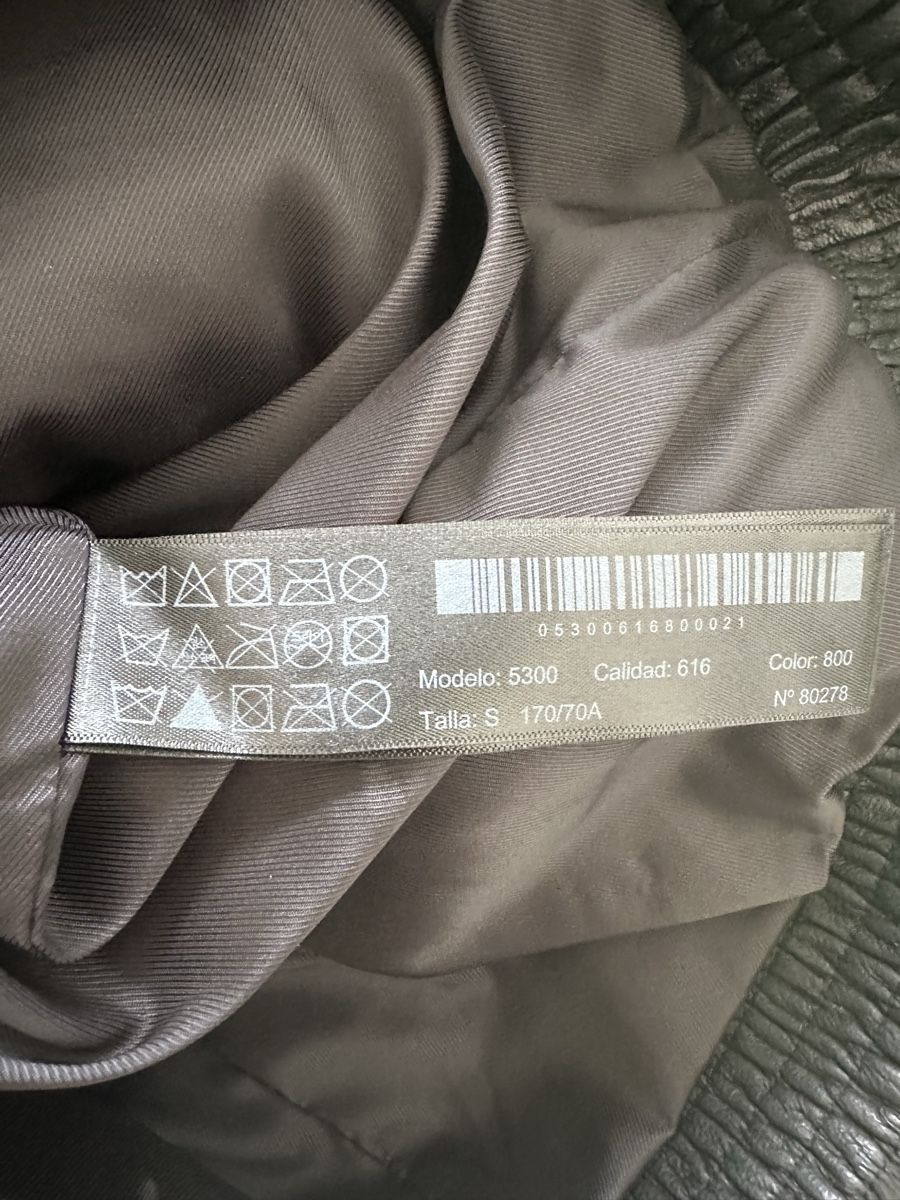 Massimo Dutti Gonne: Massimo Dutti Black Leather Mini Skirt - Size Small 49 – Usato da Genève venduto da ngoodies 5