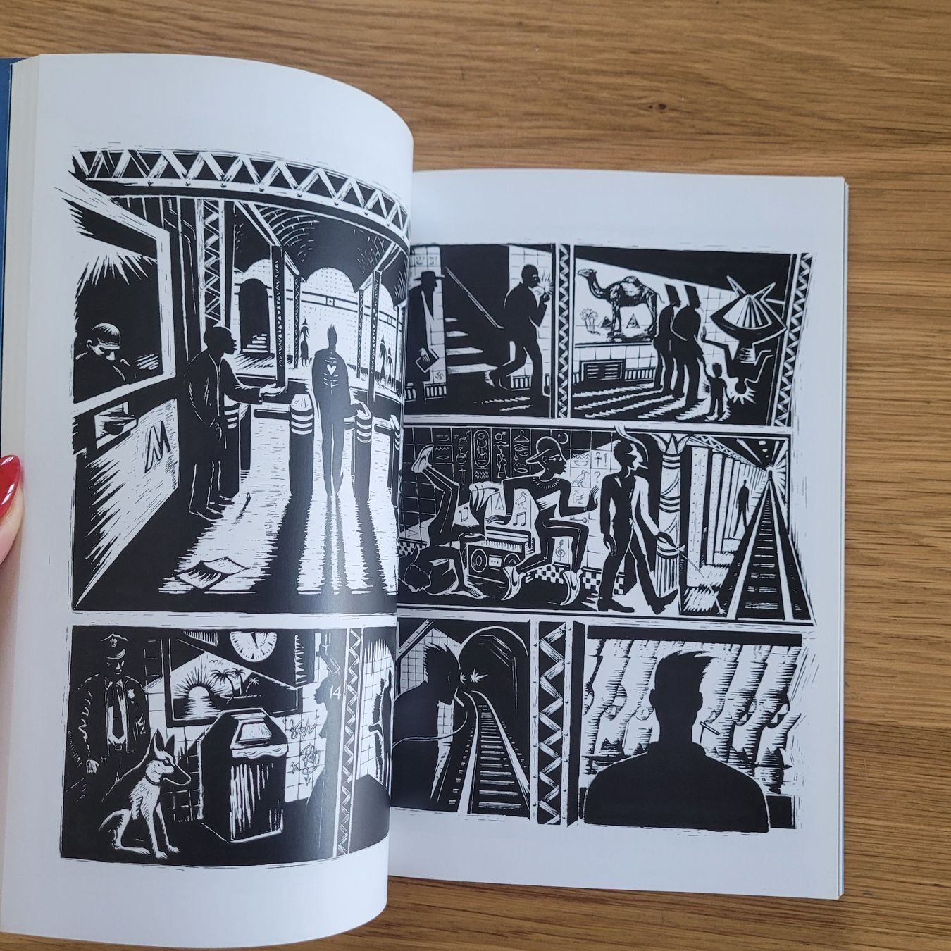 BD: BD EO Flood Un Roman Graphique – D'occasion à Biel/Bienne par Destockweb 2