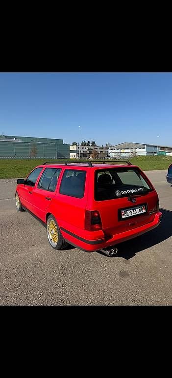 Autos: VW Golf 3 Variant  – D'occasion à Herzogenbuchsee par Mirco-21 1