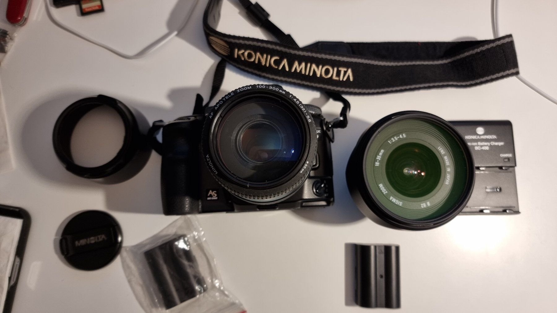 Minolta Appareil photo: Konica Minolta Dynax 7D mit Objektiven gebraucht – D'occasion à Zürich par bla_x8v2 2