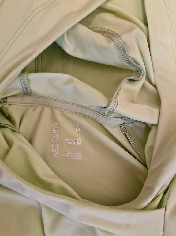 Maglioni & Felpe: Arc'teryx Varana Hoody Damen – Usato da Biel/Bienne venduto da mor_x958 1