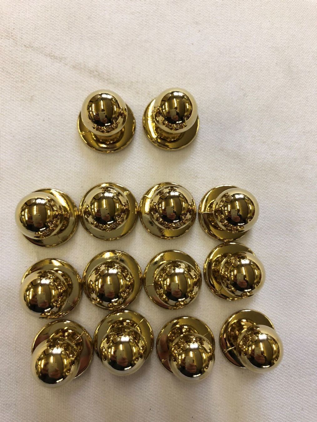 Elettrodomestici da cucina: 14er Satz Steckknöpfe Gold – Nuovo e nell'imballaggio originale da Gossau SG venduto da Sombat 1