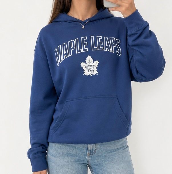 NHL Maglioni & Felpe: Toronto Maple Leafs Hoodie – Usato da La Punt Chamues-ch venduto da yara.mueller 2