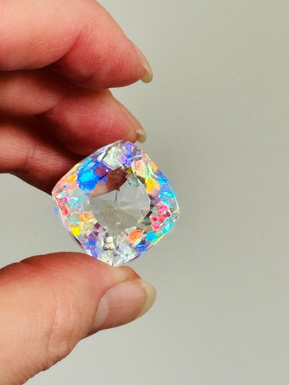 Edelsteine: 61.15 Ct. Certified Radiant Cut Mystic – Neu und originalverpackt aus Genève von AWWA 2