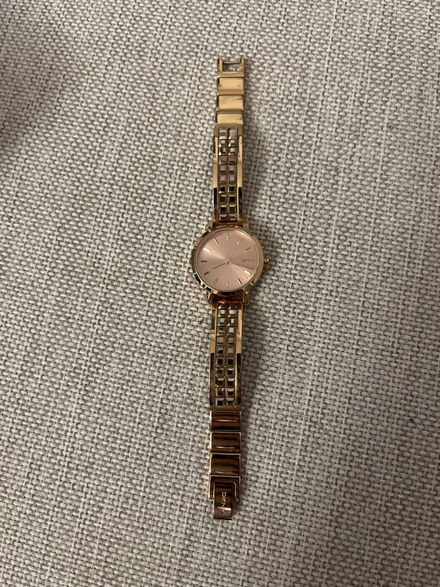 DKNY Orologi: Dkny Uhr – Usato da Aesch BL venduto da san_trv5