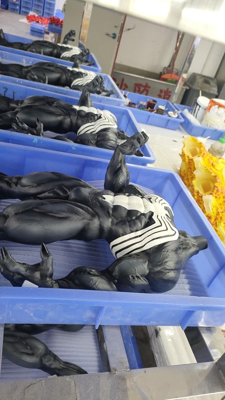 Sculture & Statue: Venom Statue 1:4 – Usato da Niederrohrdorf venduto da elwey 3