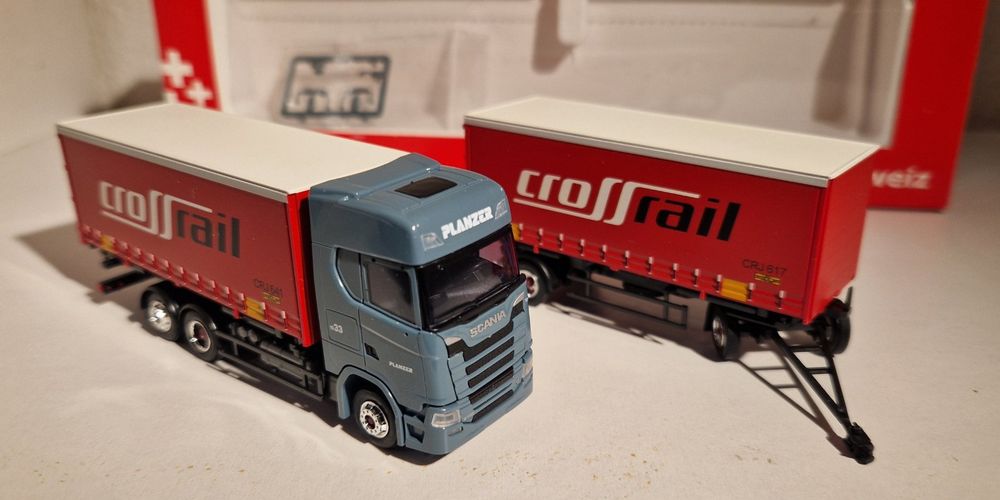 AWM Modellautos: Planzer LKW (AWM) mit 2x CrossRail Wechselpritschen HO – Neu (gemäss Beschreibung) aus Zürich von rascala 2